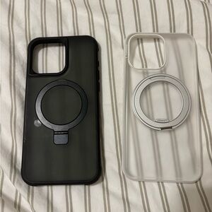 MagSafe-Compatible Black and Clear Phone Cases iPhone 16 Pro Max